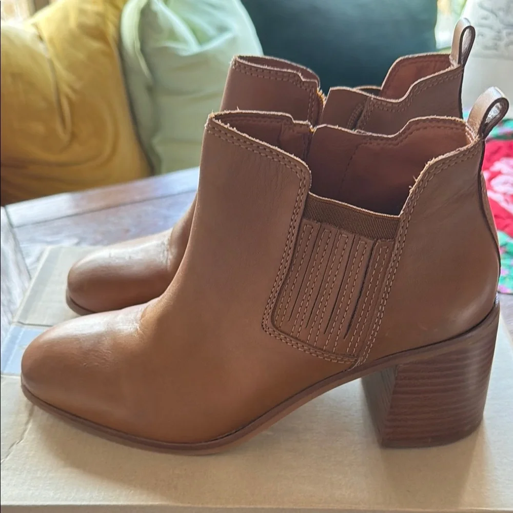 Lucky Brand Brown Leather Ankle Boots - Picture 3 of 3